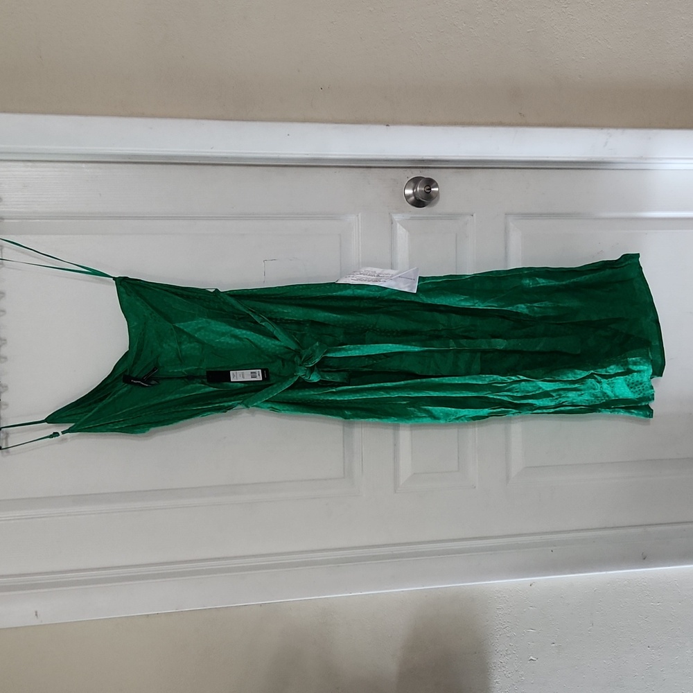 New🌺 BCBGMAXAZRIA One Shoulder Midi Dress (Sapphire Green)